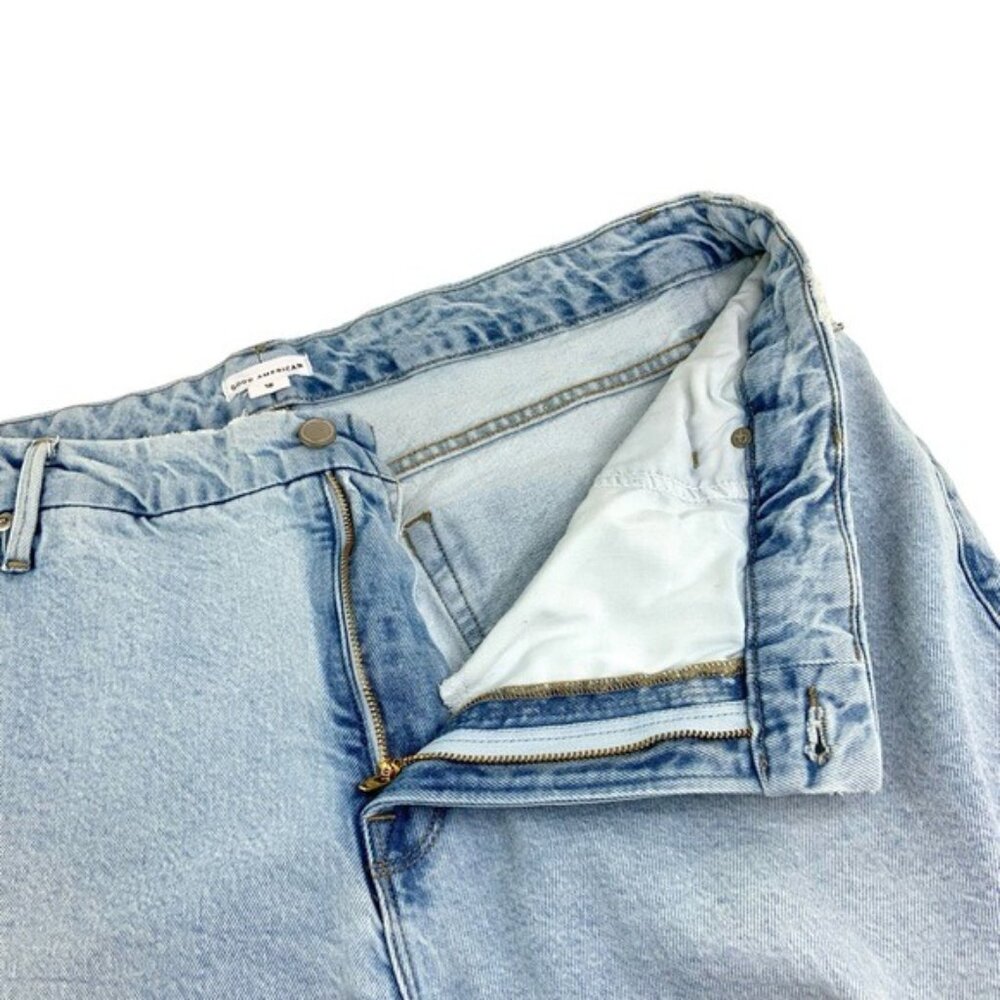 Good American Good Boy High Rise Distressed Jeans in Light Wash - Picture 4 of 5